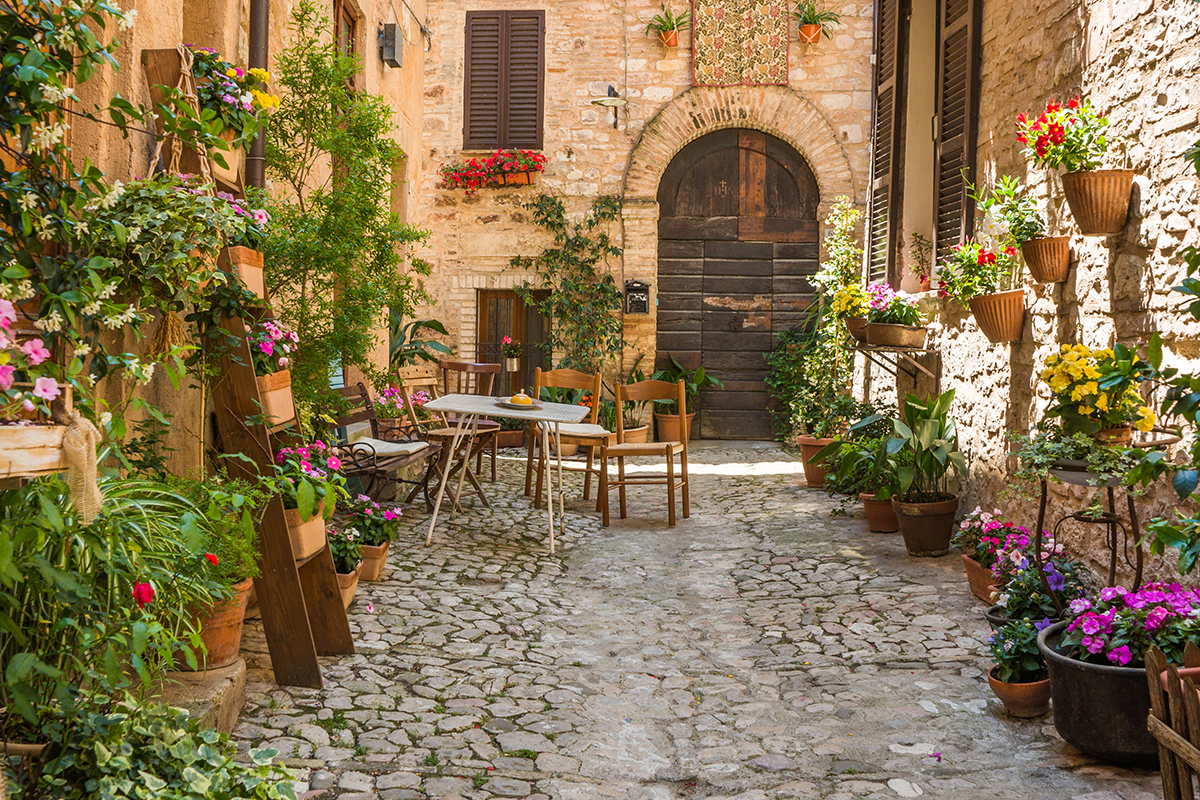 An atmospheric alley of Spello, one of the most picturesque villages of Umbria, to spend your afternoon  