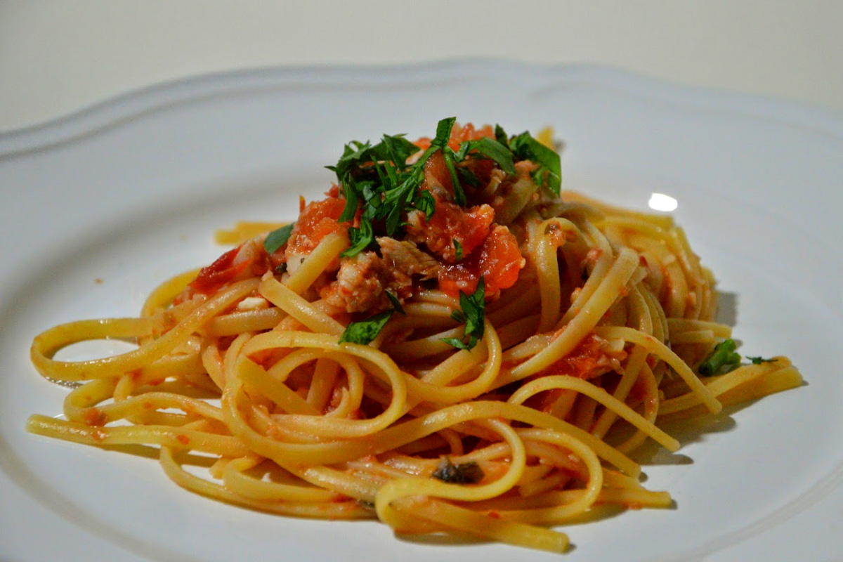 Pasta alla Trabaccolara, un piatto di pasta tipico della regione Toscana