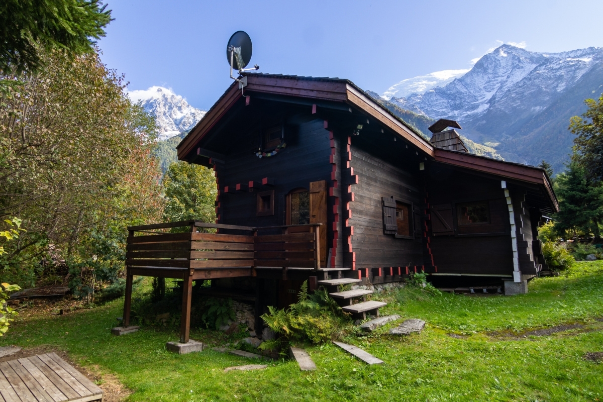 A chic 1-bedroom 2-bathroom Mazot in in Les Houches, Mont Blanc A chic 1-bedroom 2-bathroom Mazot in in Les Houches, Mont Blanc