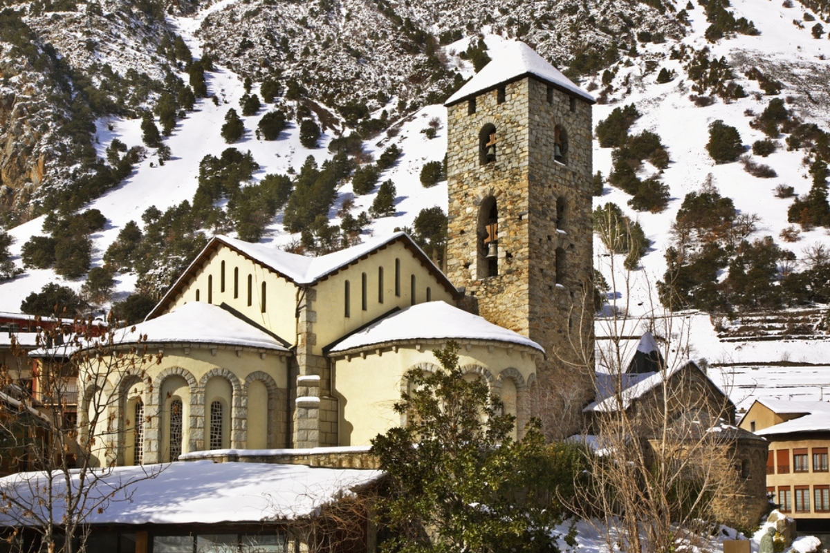 La chiesa di Sant Esteve ad Andorra la Vella. Andorra