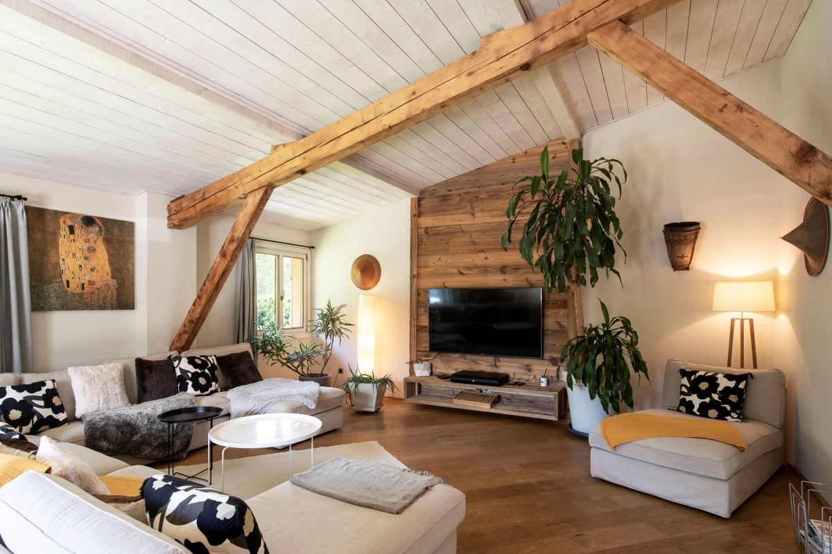 Open and stylish living space in a cosy cabin in the French Alp Open and stylish living space in a cosy cabin in the French Alp