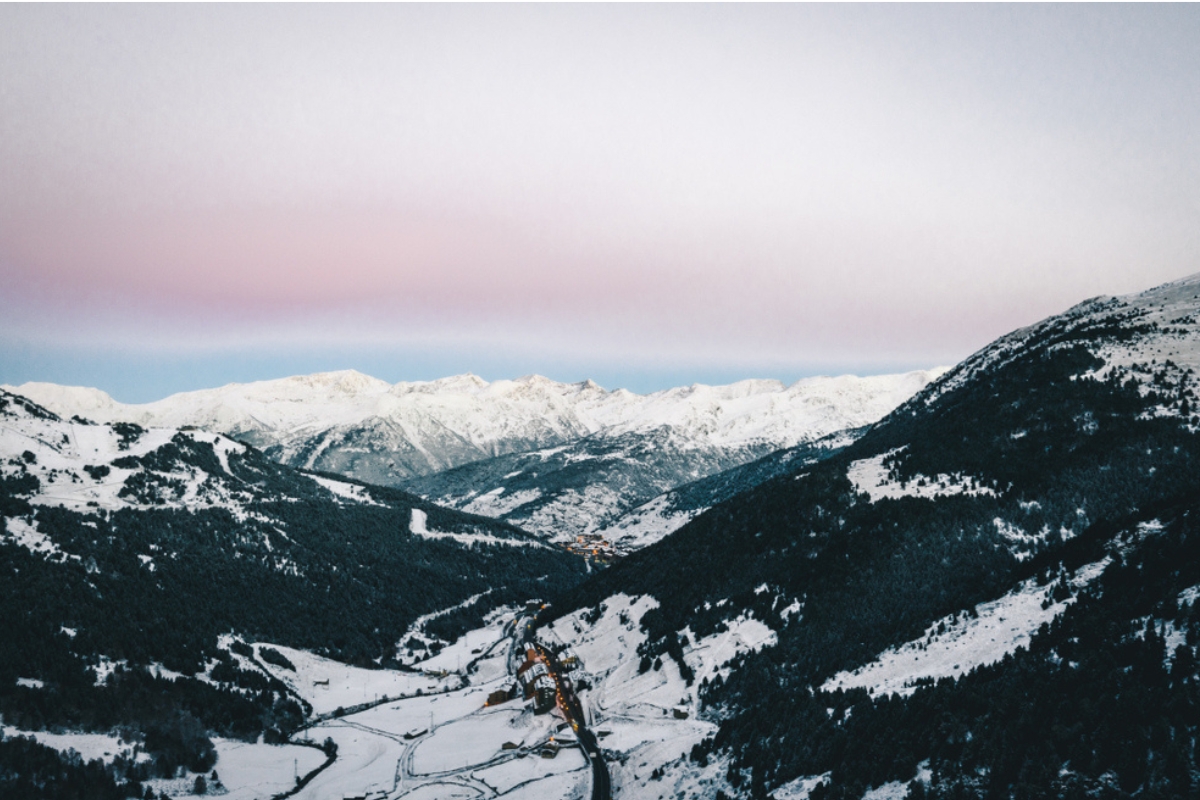 La città di Andorra innevata