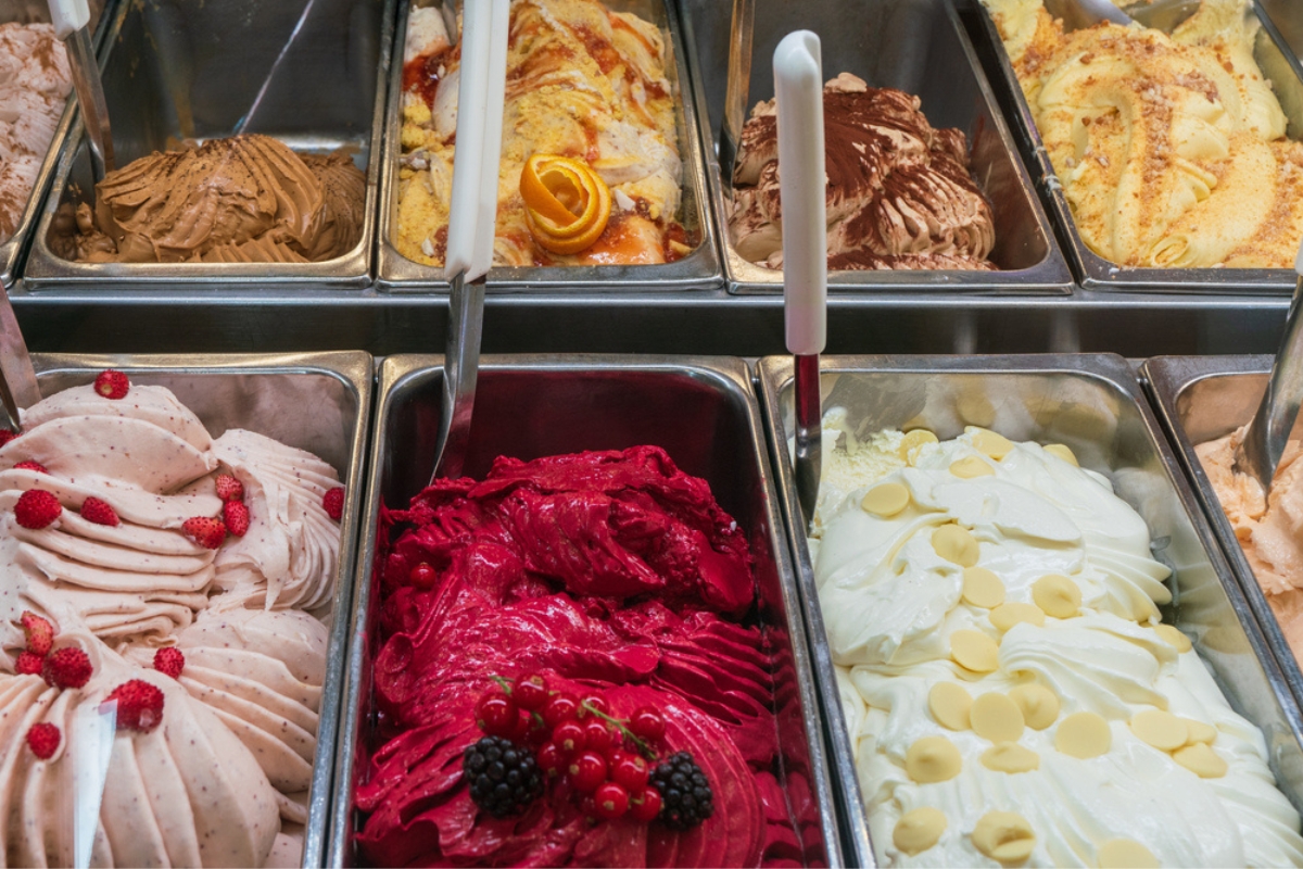 Vetrina della gelateria