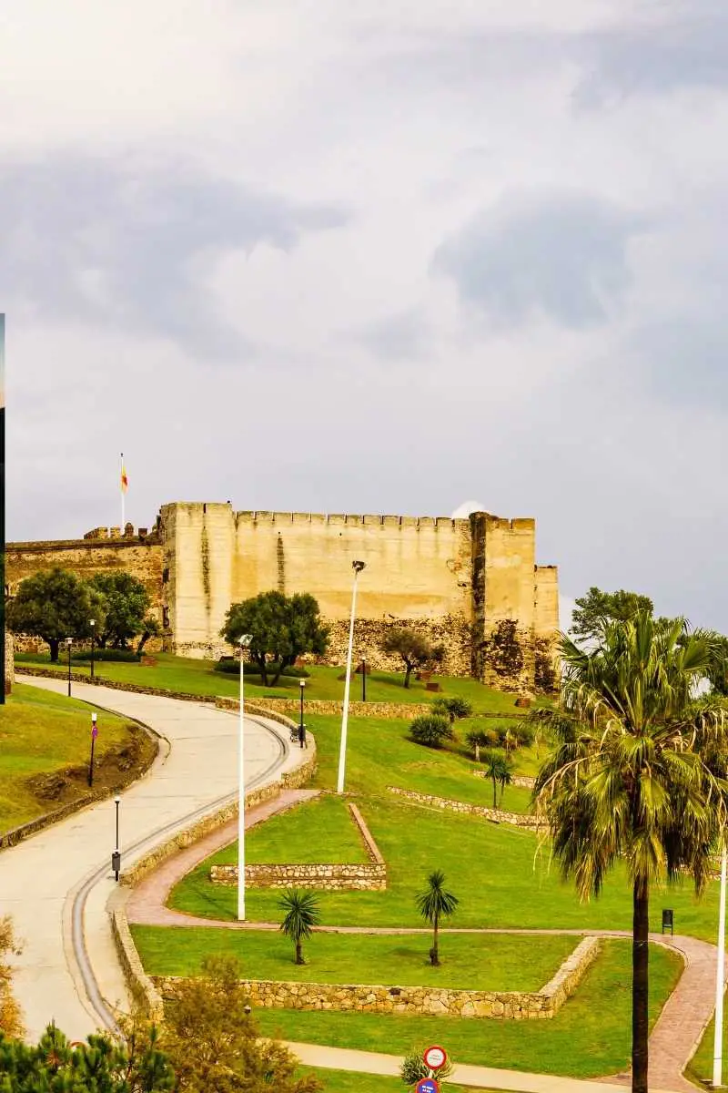 Fuengirola image